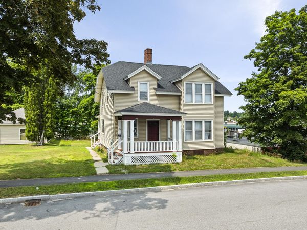 36 Vernon Street , Auburn, ME 04210