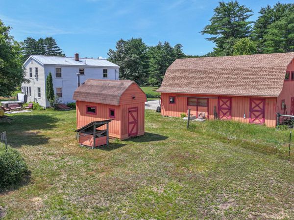 69 Skeetfield Road , Oxford, ME 04270