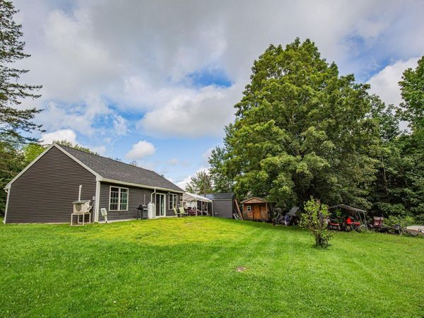 1467 Pushaw Road , Glenburn, ME 04401