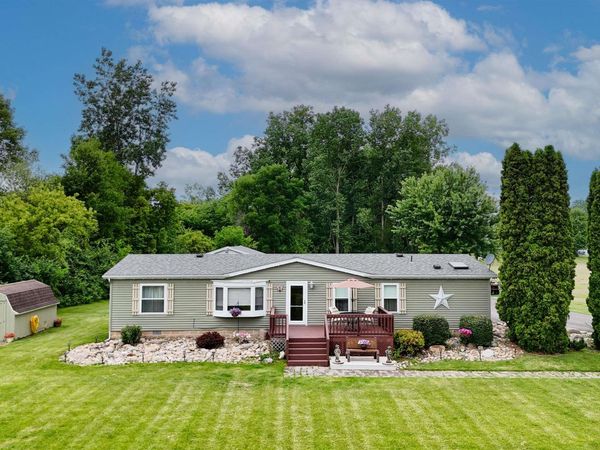 5195 N Old State Rd 102, Columbia City, IN 46725