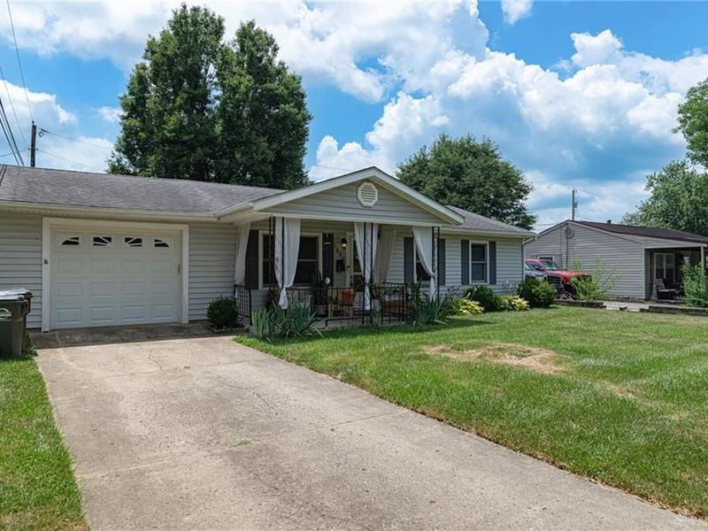 1658 Bowman Drive, Xenia, OH 45385 Photo 2