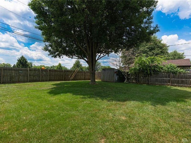 1658 Bowman Drive, Xenia, OH 45385 Photo 20