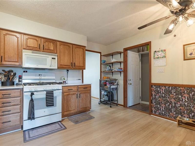 1658 Bowman Drive, Xenia, OH 45385 Photo 8