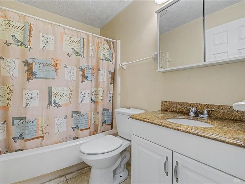7816 Waterton Court, Trotwood, OH 45426 Photo 23