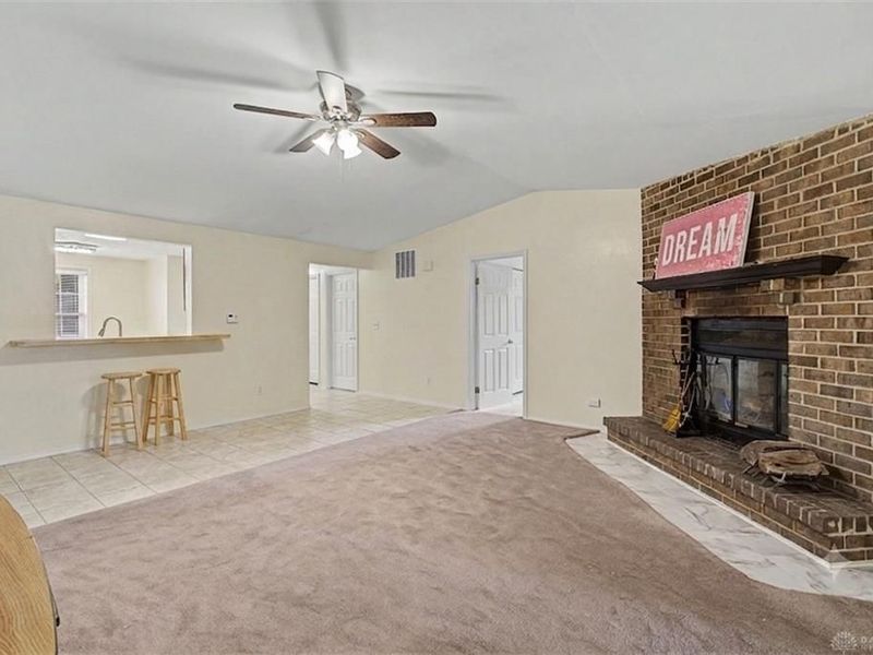 7816 Waterton Court, Trotwood, OH 45426 Photo 8