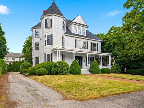 2108 Elm Street, Manchester, NH 03104