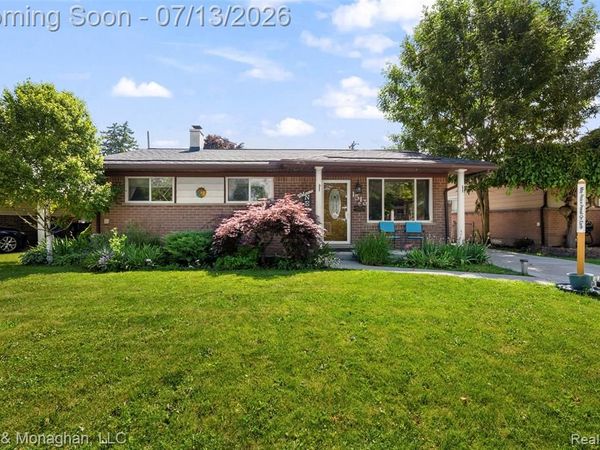 1515 Westchester Street, Westland, MI 48186