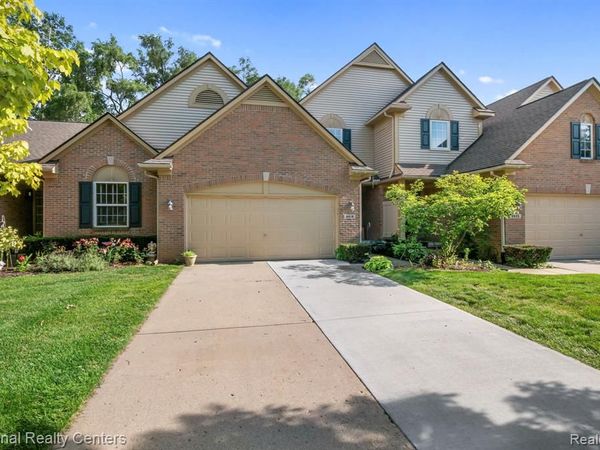 8019 Springdale Drive, White Lake Twp, MI 48386