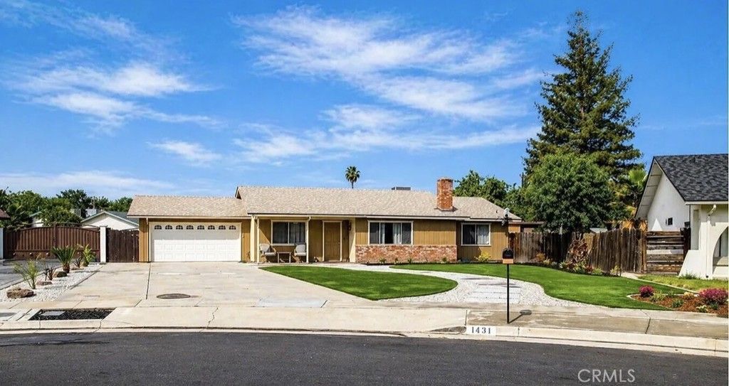1431 E Boyer Drive, Tulare, CA 93274 Main Photo
