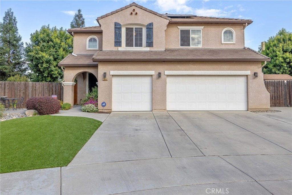 3440 W Newton Court, Visalia, CA 93291 Main Photo