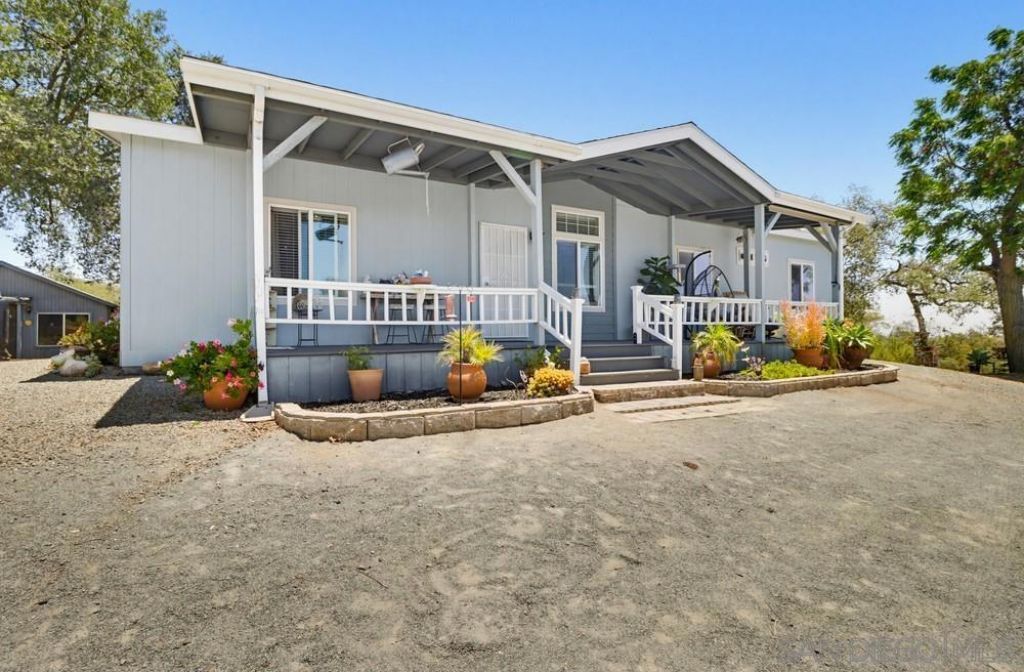 20530 Cinnamon Drive, Jamul, CA 91935 Main Photo