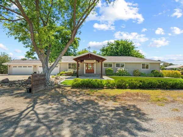 7408 June Bug Lane, Vacaville, CA 95688