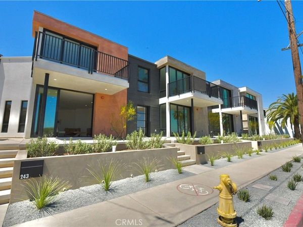 243 Seal Beach Blvd, Seal Beach, CA 90740