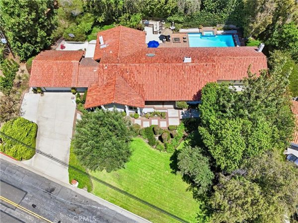 2101 Pioneer Avenue, Fullerton, CA 92831