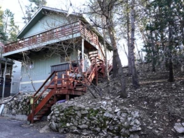 27619 Canyon, Crest Park, CA 92326