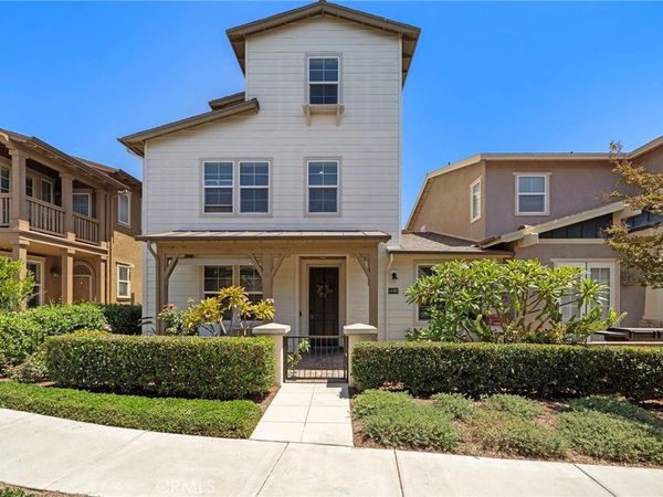 221 Landmark, Tustin, CA 92782