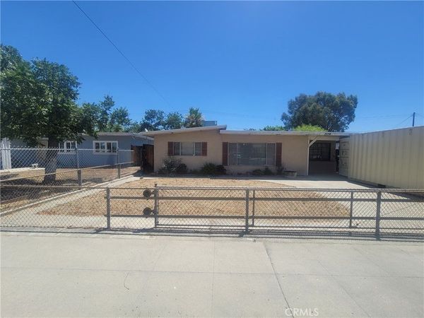 1594 Bordwell, Colton, CA 92324