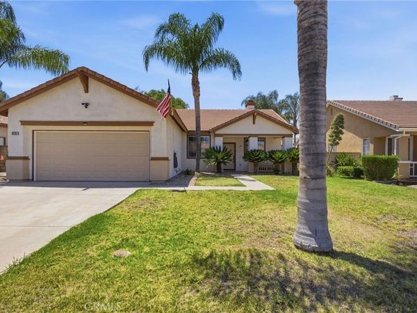26783 Wilkes Drive, Menifee, CA 92585