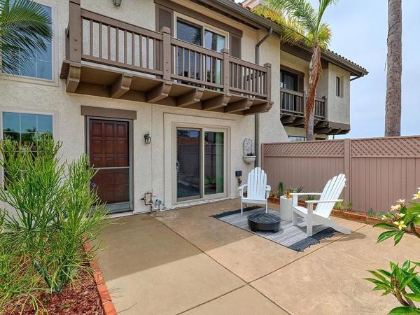6926 Peach Tree Rd., Carlsbad, CA 92011