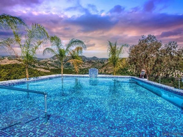 45050 Camaron RD, Temecula, CA 92590