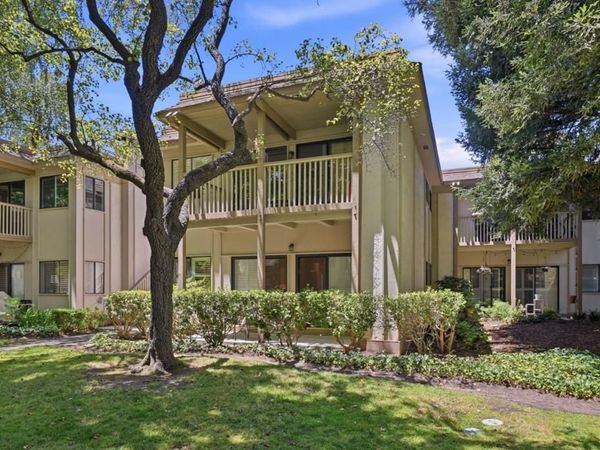 50 Horgan Avenue, Unit 9, Redwood City, CA 94061