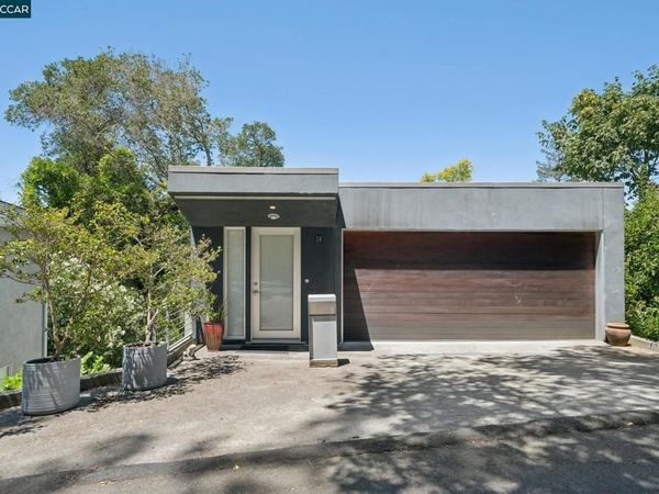 34 Underhill Rd, Orinda, CA 94563