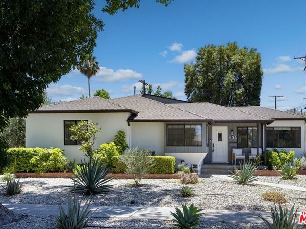 18424 Domino Street, Tarzana, CA 91335