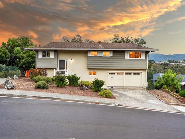 1241 Lerida Way, Pacifica, CA 94044