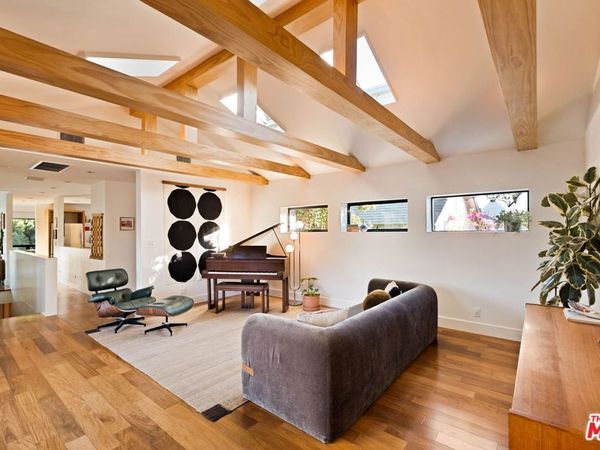 3818 Roderick Road, Los Angeles, CA 90065