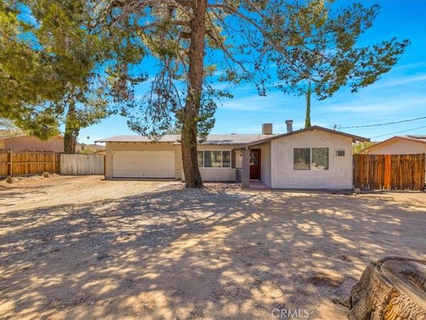 7672 Warren Vista Avenue, Yucca Valley, CA 92284