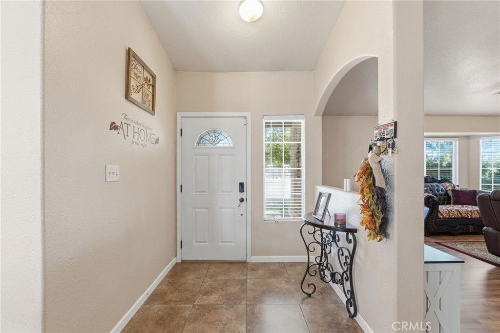 120 Arabian, Coalinga, CA 93210 Main Photo