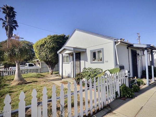 1018 S C Street, Oxnard, CA 93030