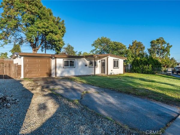 2934 Sumner Avenue, Pomona, CA 91767