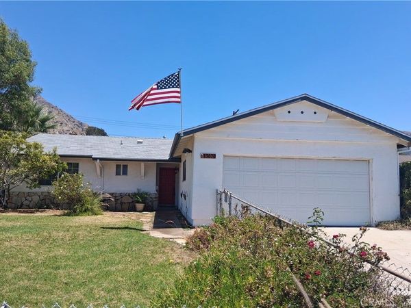 13670 Mindora, Sylmar, CA 91342