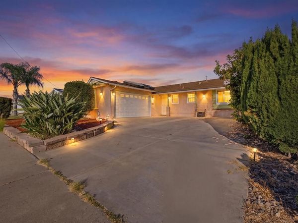 1941 La Corta Street, Lemon Grove, CA 91945