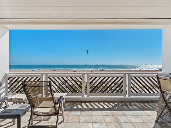 17027 S Pacific Avenue, Sunset Beach, CA 90742