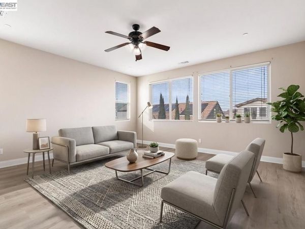967 Dainty Ave, Brentwood, CA 94513