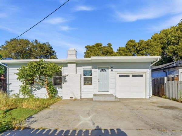 1030 Bradley Way, East Palo Alto, CA 94303