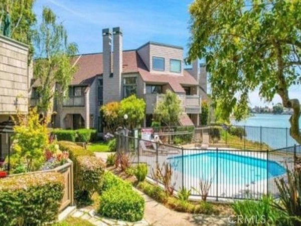 59 Cove, Redwood City, CA 94065
