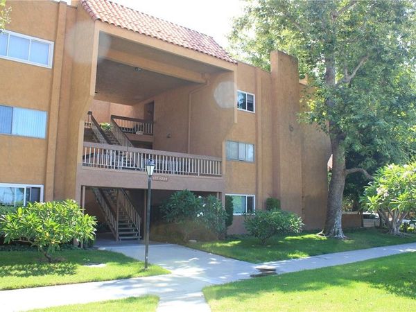 6600 Warner Avenue, Unit 180, Huntington Beach, CA 92647