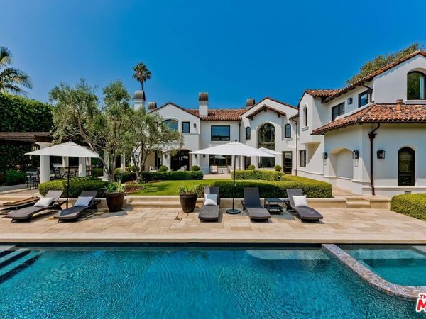 2134 La Mesa Drive, Santa Monica, CA 90402