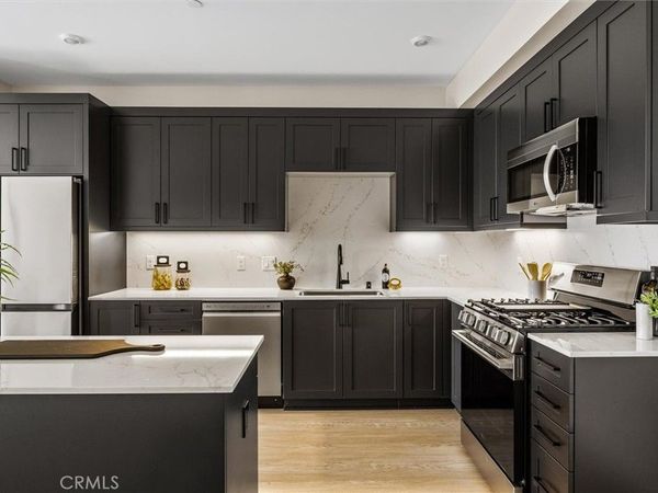 401 W Grand Avenue, Unit 202, Grover Beach, CA 93433