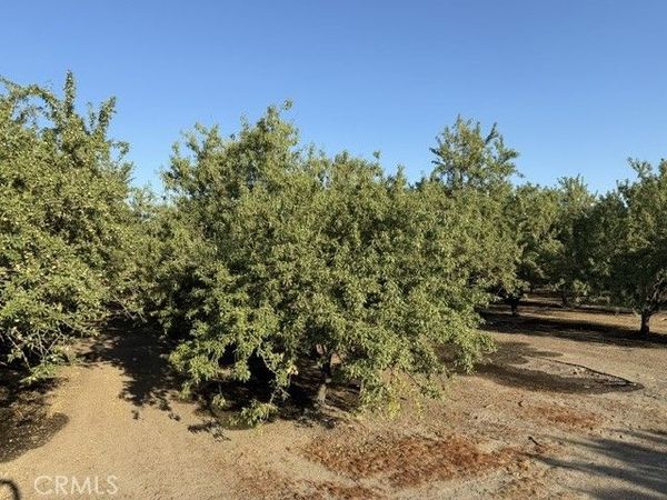 4032 W Inyo, Tulare, CA 93274