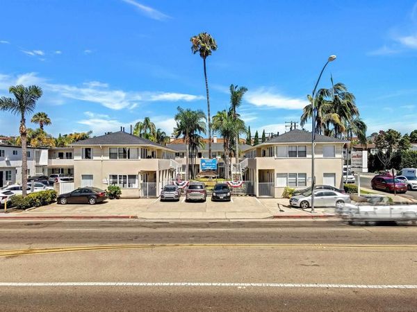 1518 Rosecrans Street, San Diego, CA 92106