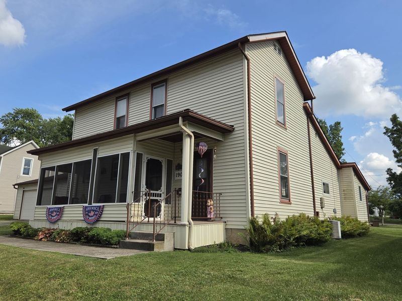 1909 W Washington Street, Springfield, OH 45506 Photo 1