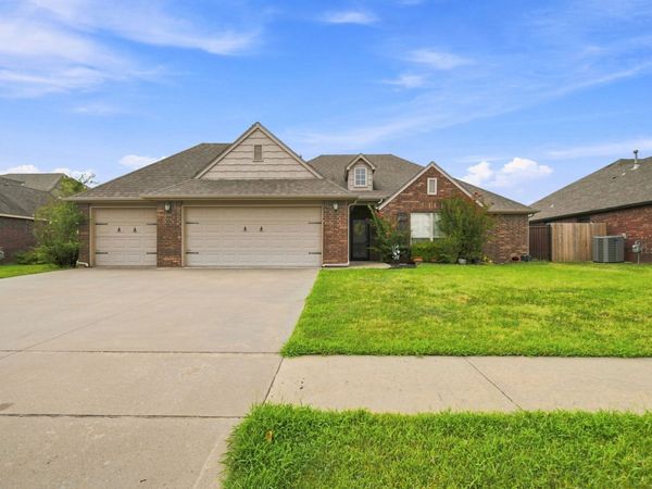 9216 N 144th East Avenue, Owasso, OK 74055