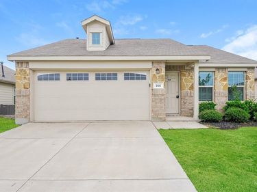 305 Anvil Drive, Fort Worth, TX 76052