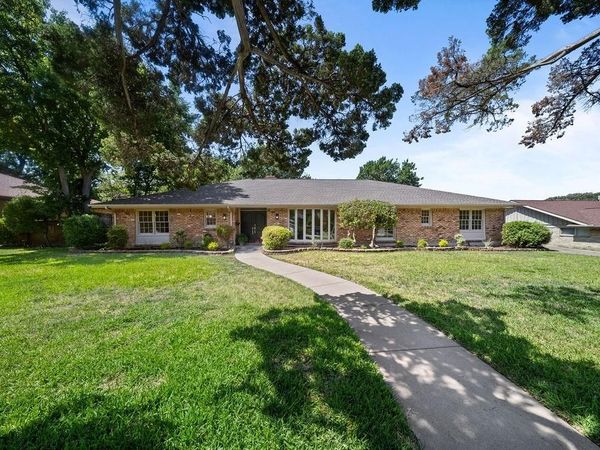 3721 Wosley Drive, Fort Worth, TX 76133