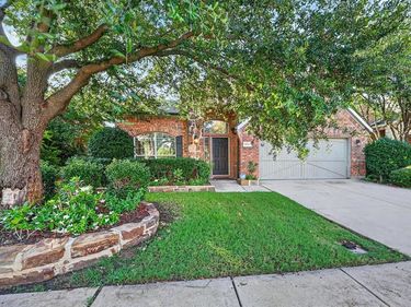 8021 Branch Hollow Trail, Fort Worth, TX 76123