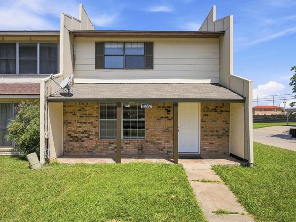 1828 Ridgeview Plaza, Mesquite, TX 75149